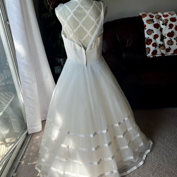 Tea length Wedding dress - Picture 2 of 7